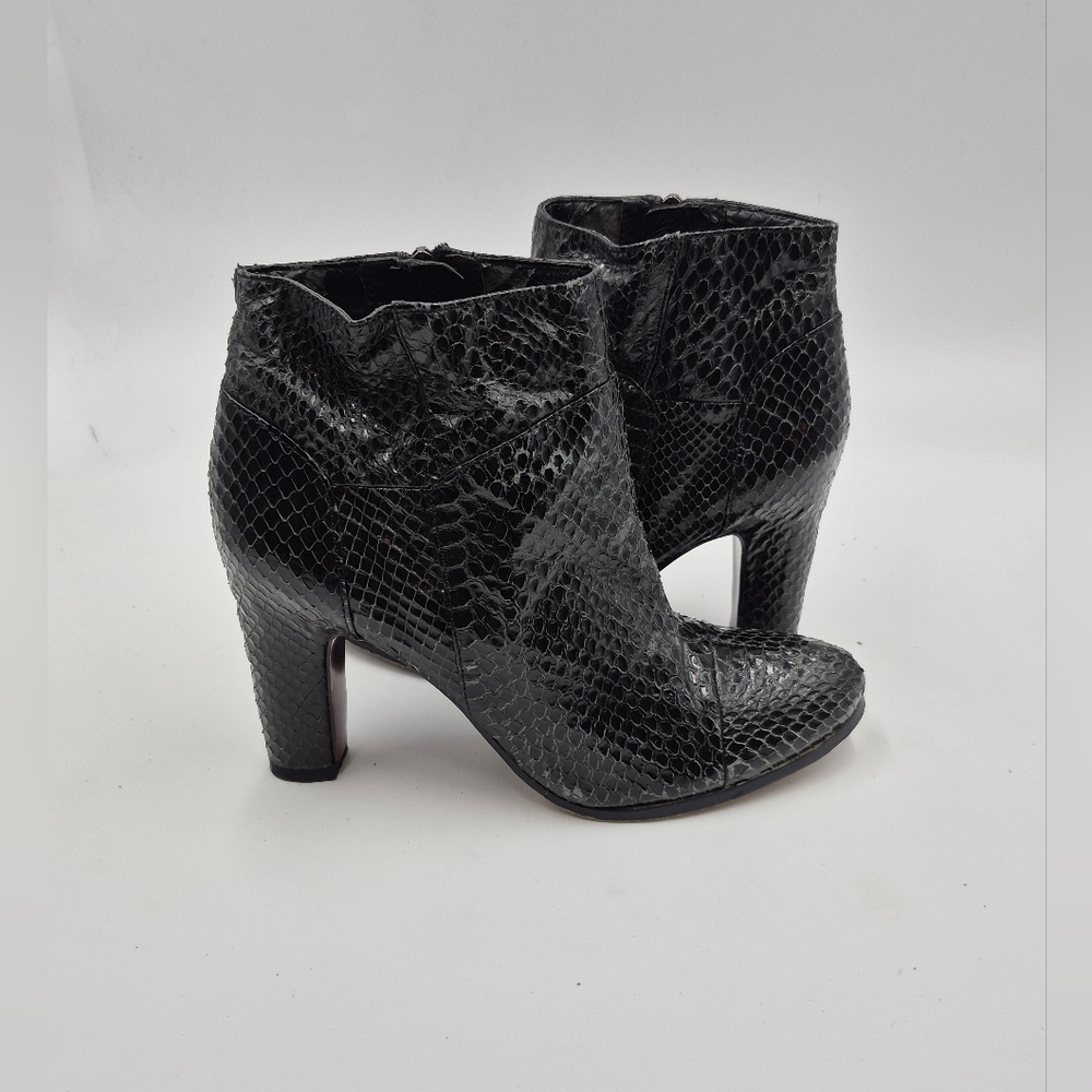 Sam Edelman-Salinas Boot - Picture 6 of 9